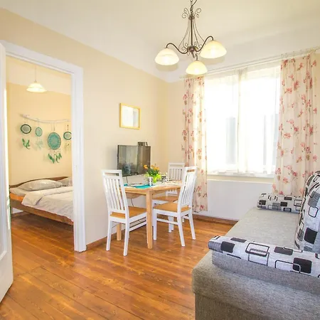 Pelgulinn Holiday Apartamento