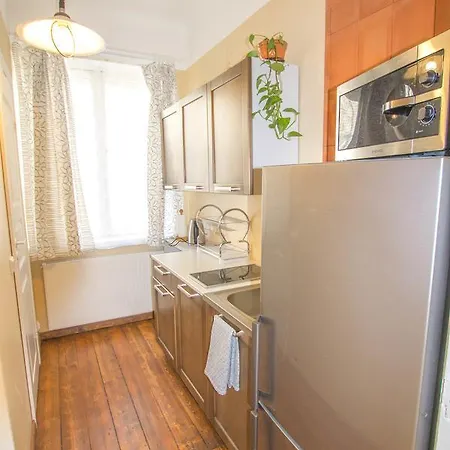 Pelgulinn Holiday Apartamento *